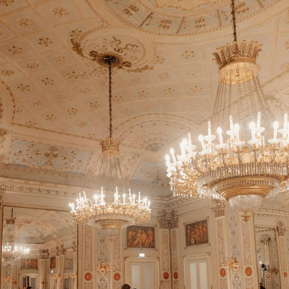 Inside real weddings: A photographer’s guide to capturing intimate celebrations